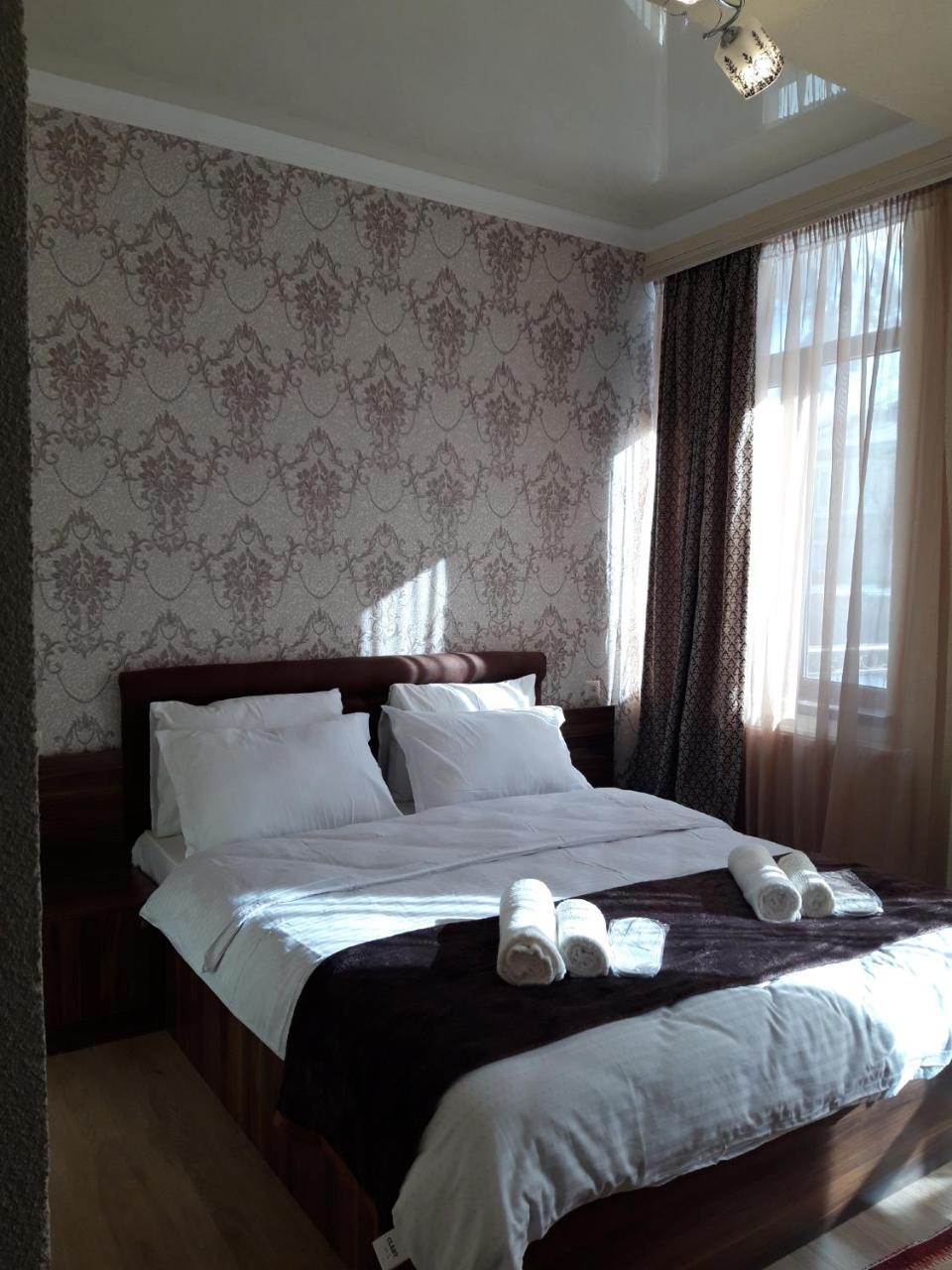 Hotel Iveria Kazbegi Bagian luar foto