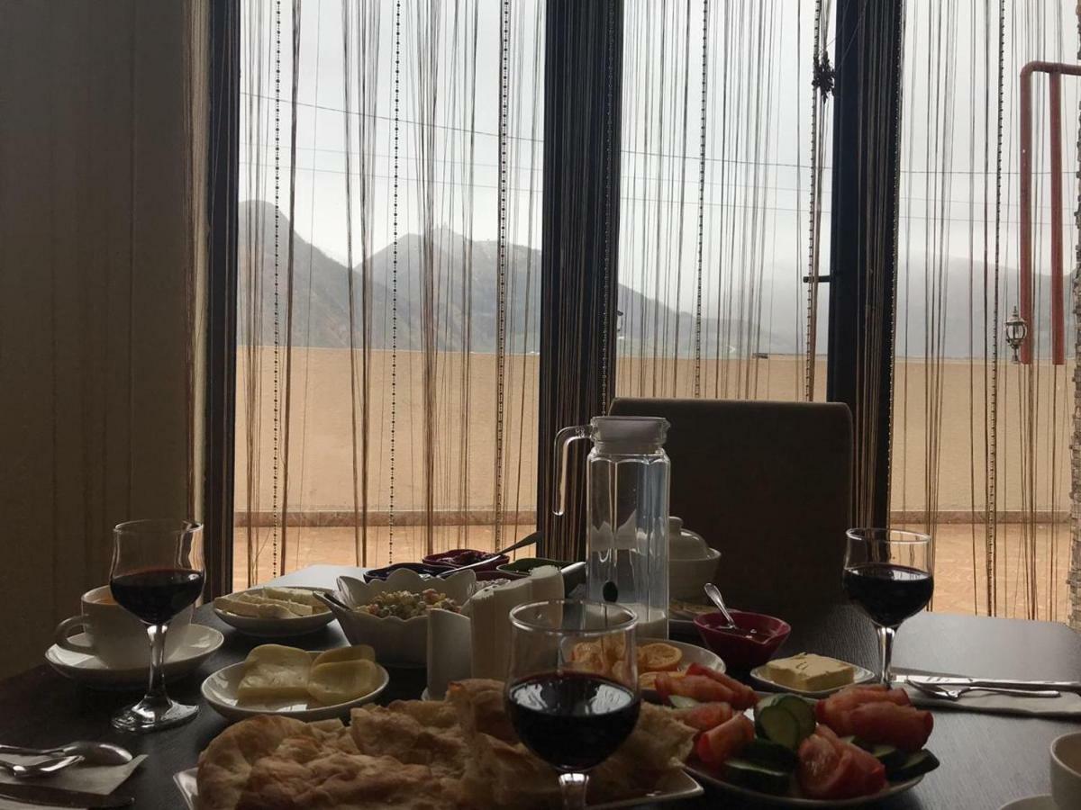 Hotel Iveria Kazbegi Bagian luar foto